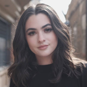 Meet your Posher, Bella